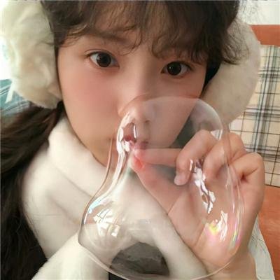 中国女兵海报